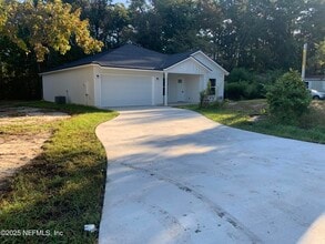 Building Photo - 5871 Collins Rd