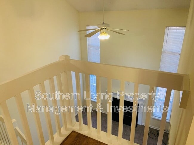 Building Photo - 9436 Elizabeth Townes Ln