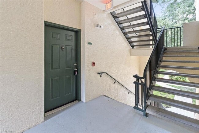 Building Photo - 11561 Villa Grand