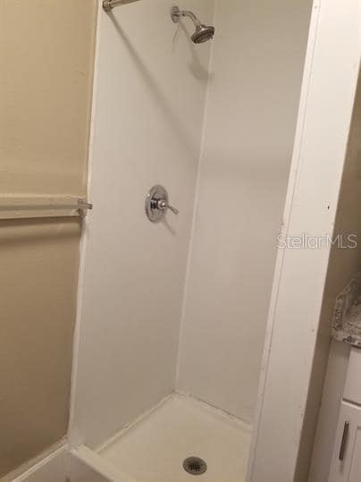 Building Photo - 318 E Tarpon Ave