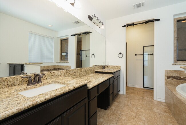 Building Photo - 7811 Rushing Creek