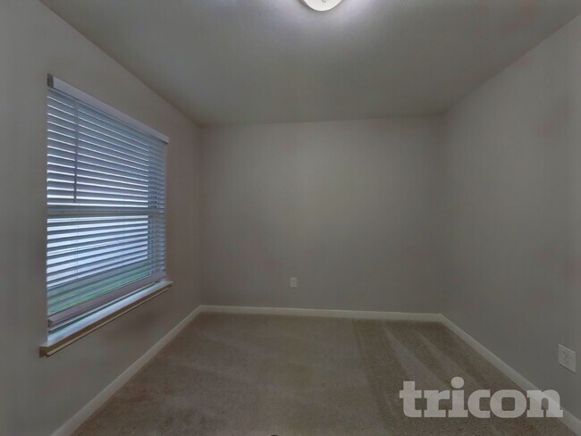 Building Photo - 9910 Waldens Pond Court