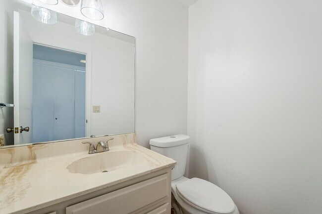 Building Photo - 834 N Constellation Way