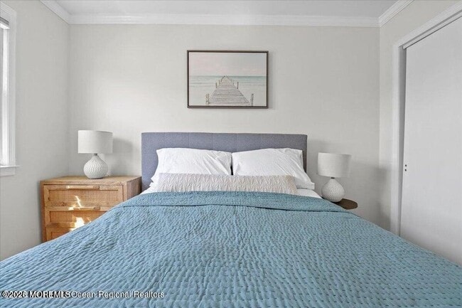 Building Photo - 2204 Grand Central Ave