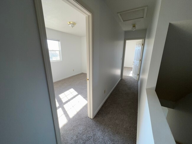 Building Photo - 308 Onyx Dr
