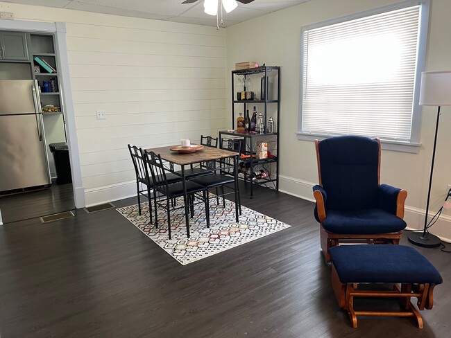 Diningroom-1b - 208 Coleridge Ave