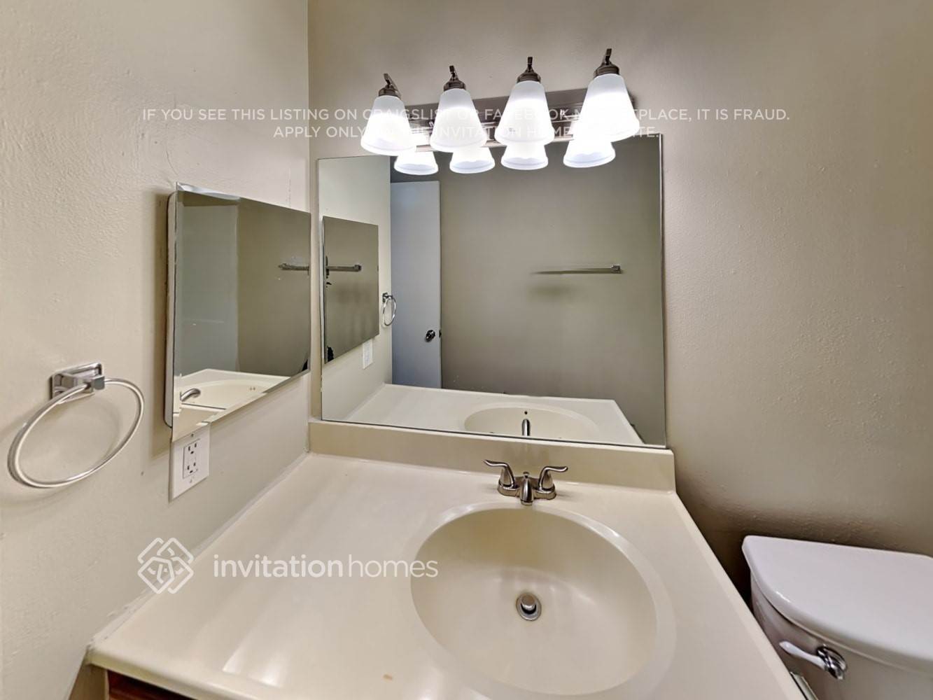 Building Photo - 14922 Philmore Rd