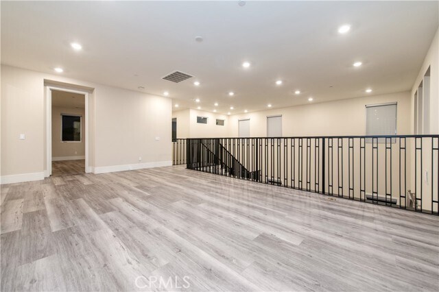 Building Photo - 55 Crater