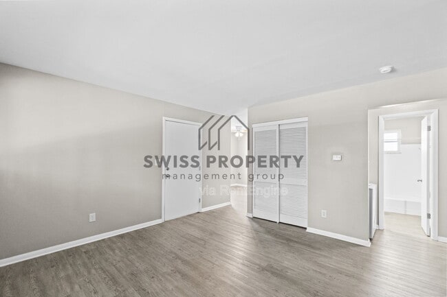 Building Photo - 1549 Oakland Park Ave