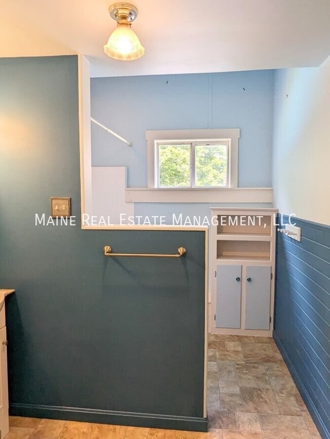Building Photo - 54 Penobscot St