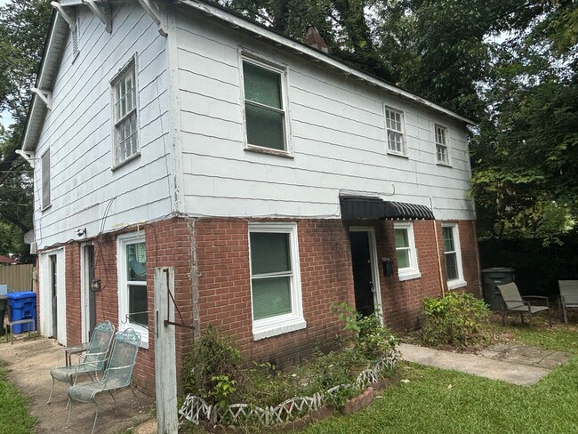 Building Photo - 202.5 N Virginia Ave