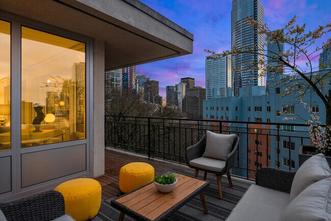 Building Photo - 1000 Union St