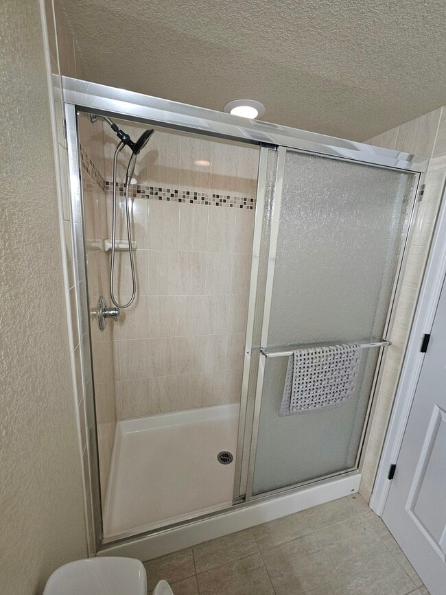 Building Photo - 22580 E Ridge Trail Dr