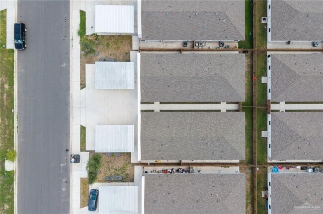 Building Photo - 22 Ozark Ave