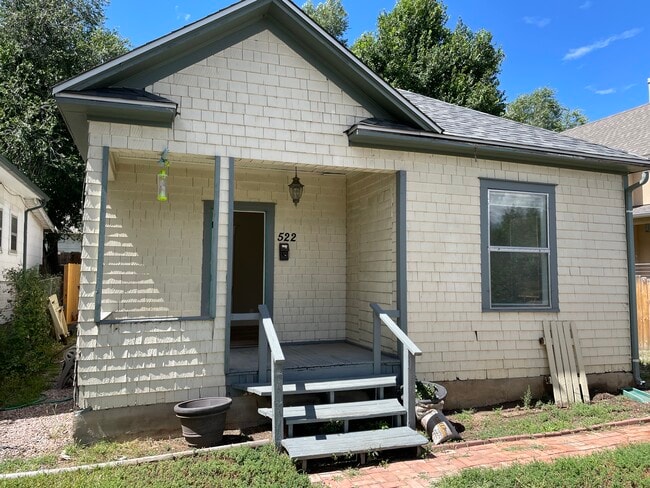 Building Photo - 522 N Spruce St