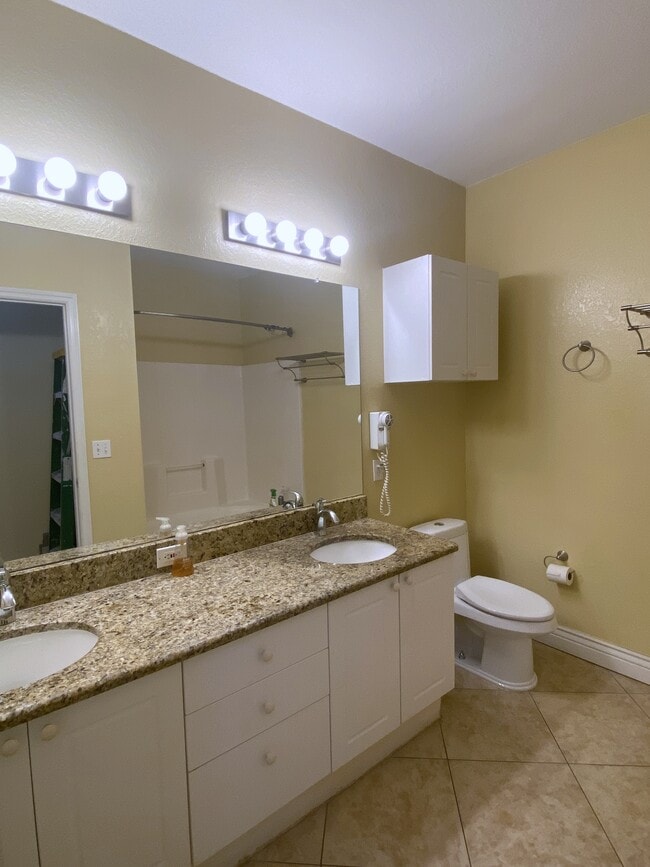 Building Photo - 2755 Via Capri