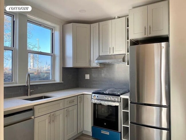 Building Photo - 155 25th St