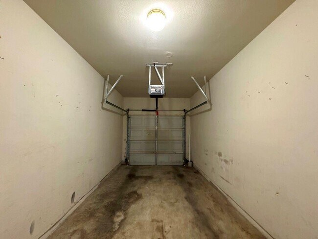 Building Photo - 1717 Constantino Cir