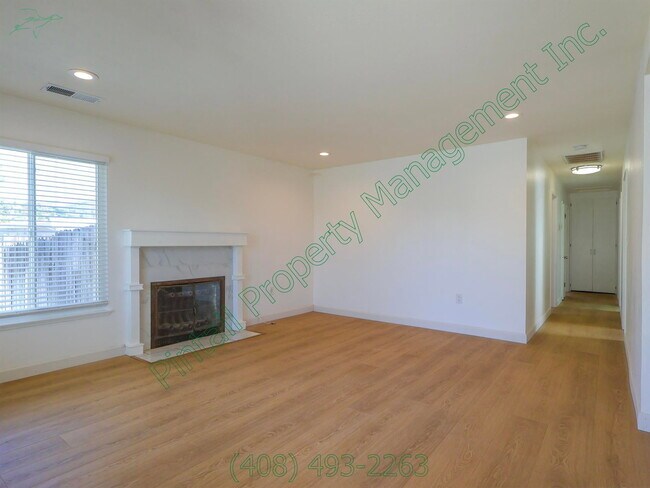 Building Photo - 3428 San Marino Ave