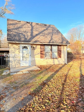 Building Photo - 19148 Hilton Dr