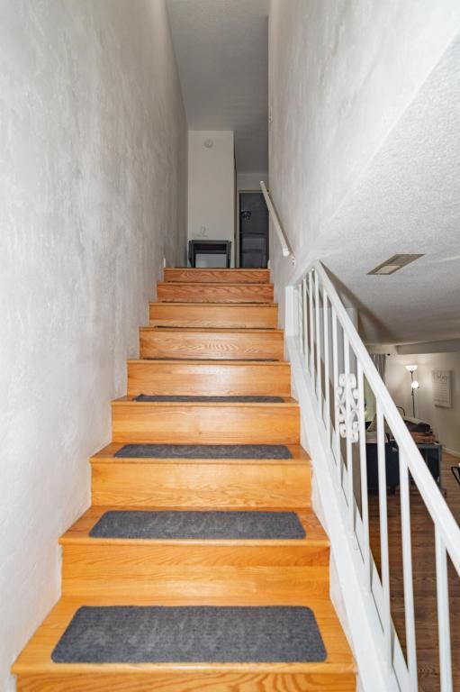 Building Photo - 1309 Maple Leaf Ct