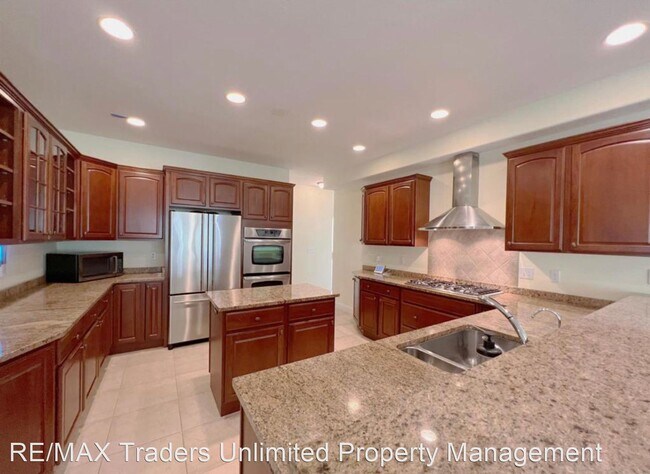 Building Photo - 6 br, 5 bath House - 2315 W Pinnacle Dr