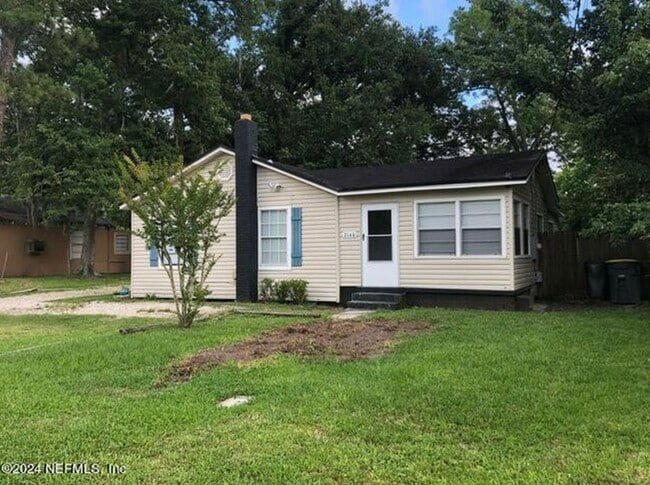 Building Photo - 2140 Ashland St