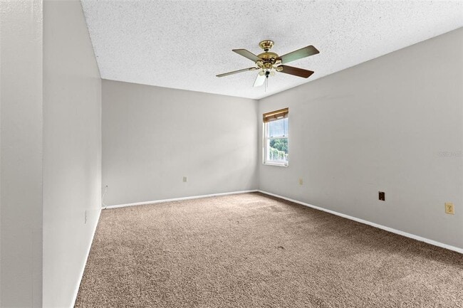 Building Photo - 629 Stillview Cir