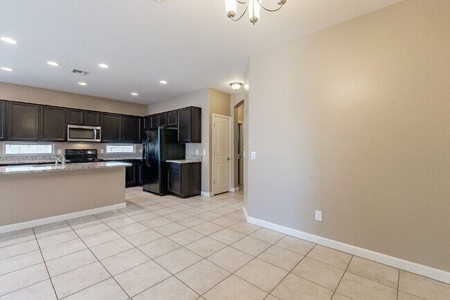 Building Photo - 41391 W Williams Way