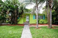 Building Photo - 108 NE 22nd St