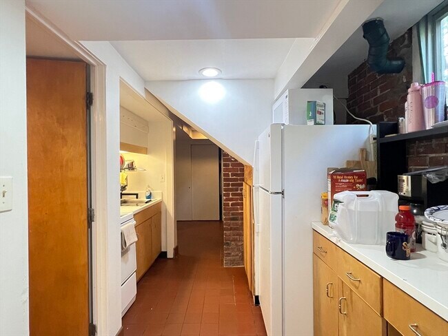 Building Photo - 41 Prentiss St