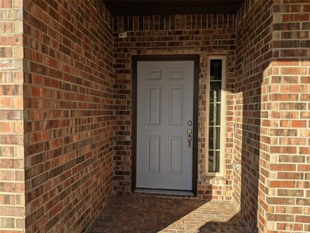 Building Photo - 209 Meadows Dr