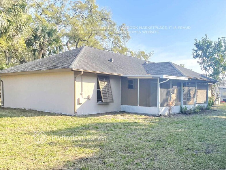 Building Photo - 756 Leeward Rd