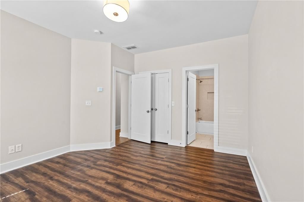 Building Photo - 2180 Colvin Ct NW