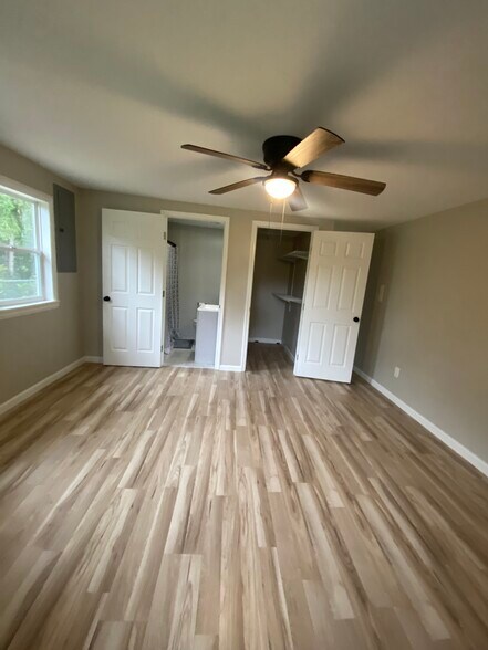 Building Photo - 403 Palomino Ct