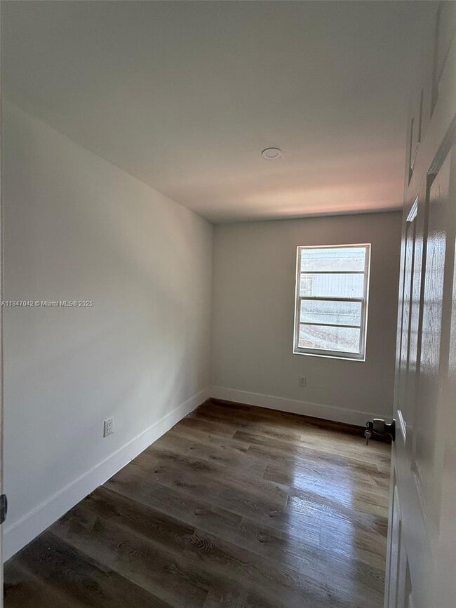 Building Photo - 1669 NW 70th St