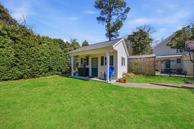 Building Photo - 1402 Trouville Ave