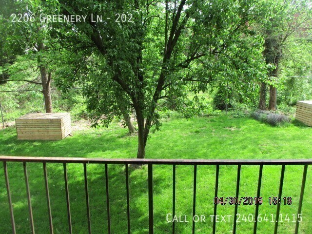 Building Photo - 2206 Greenery Ln