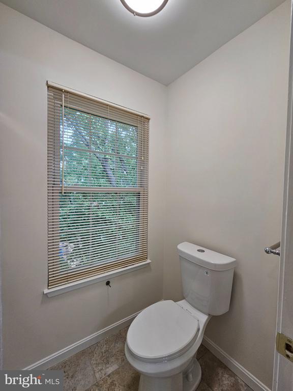 Building Photo - 7705 Lexton Pl
