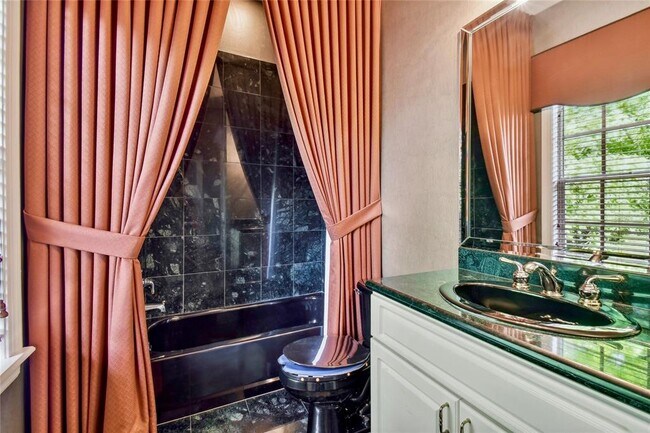 Building Photo - 17011 Candeleda De Avila