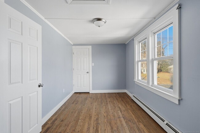 Building Photo - 37 1/2 South St