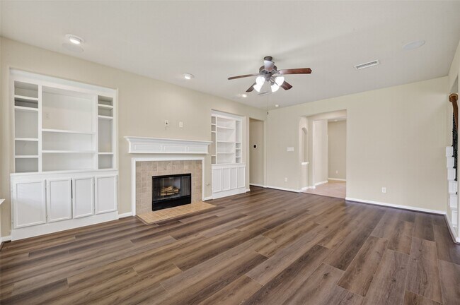 Building Photo - 6826 Sorrelwood Ln