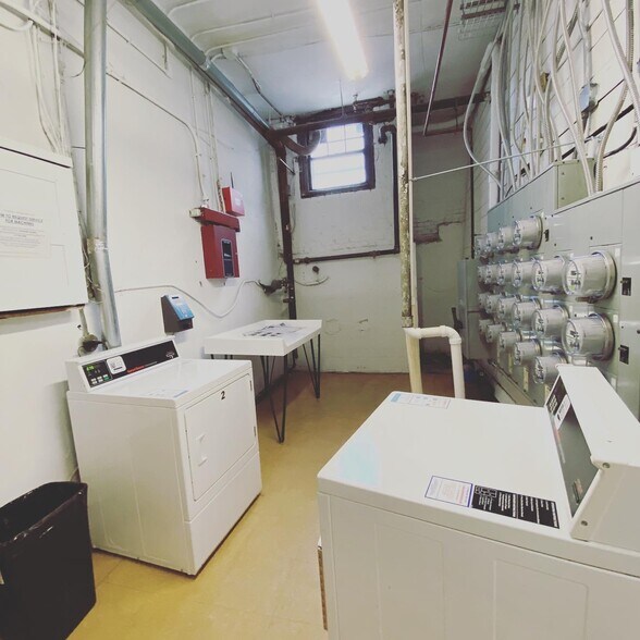 Building Photo - 59 Brainerd Rd