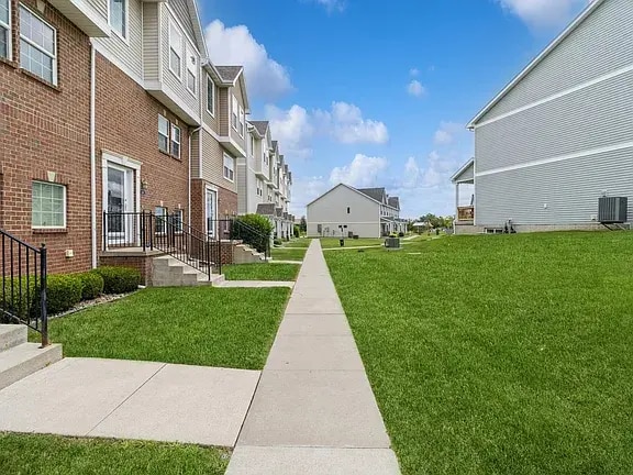 Building Photo - 620 Nantucket Pl