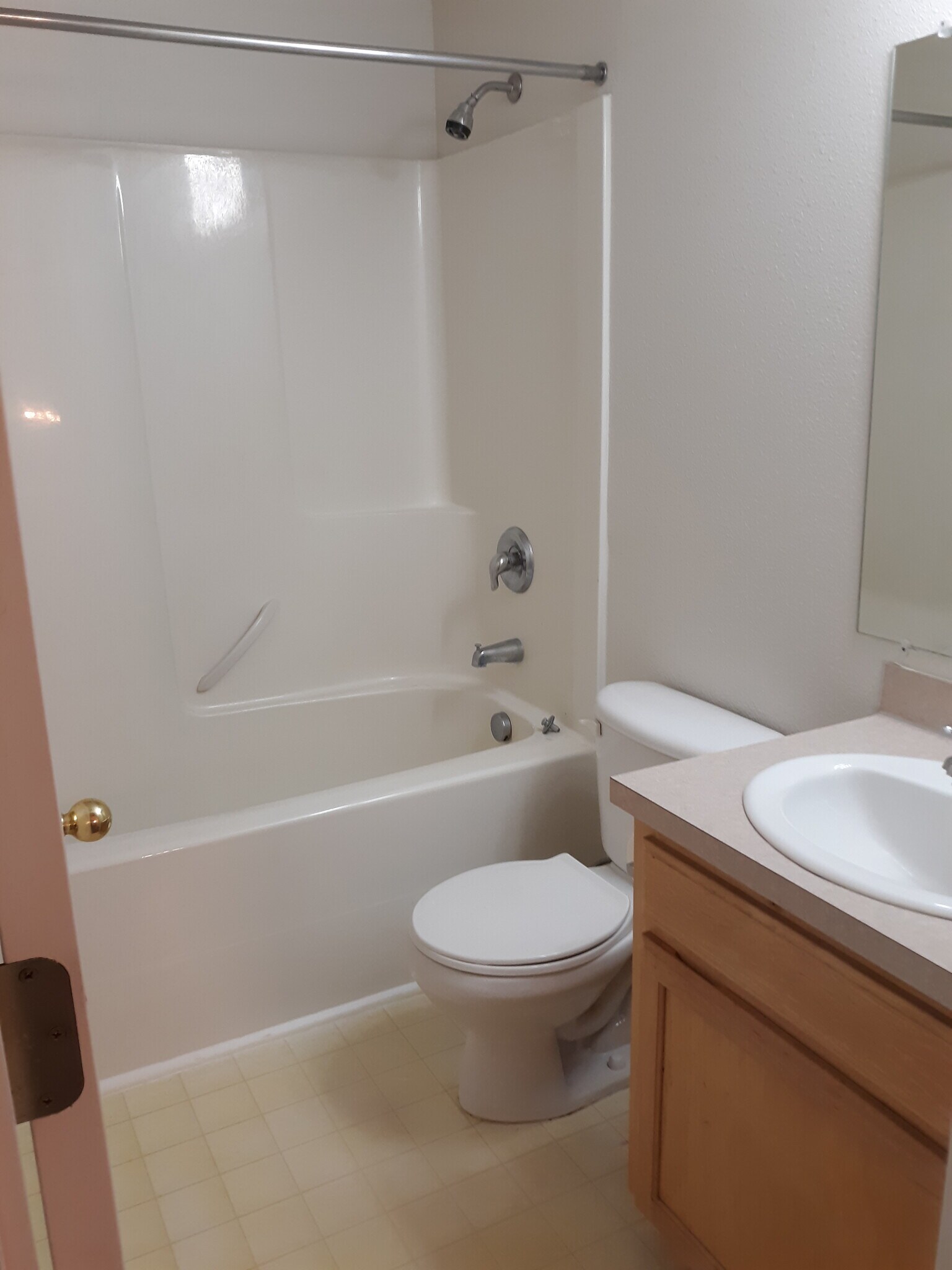 Upstairs Bathroom - 1458 Falcon Loop