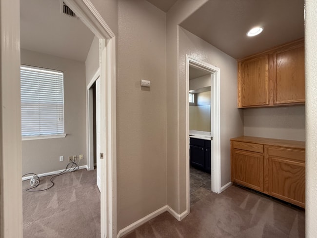 Building Photo - 8258 Lauffer Way