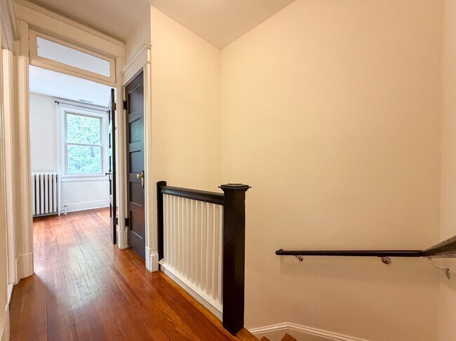 Building Photo - 1226 Jefferson St NW