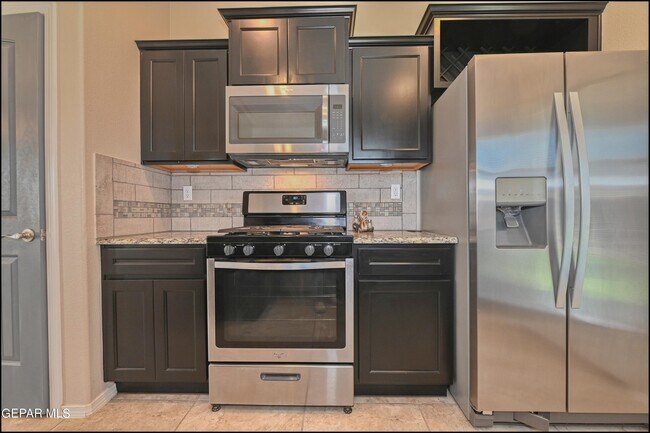 Building Photo - 373 Aidan Gordon Cir