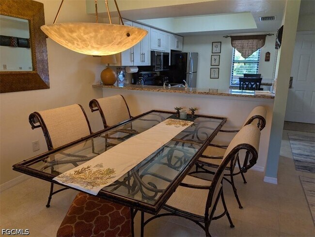 Building Photo - 719 SW 47th Terrace