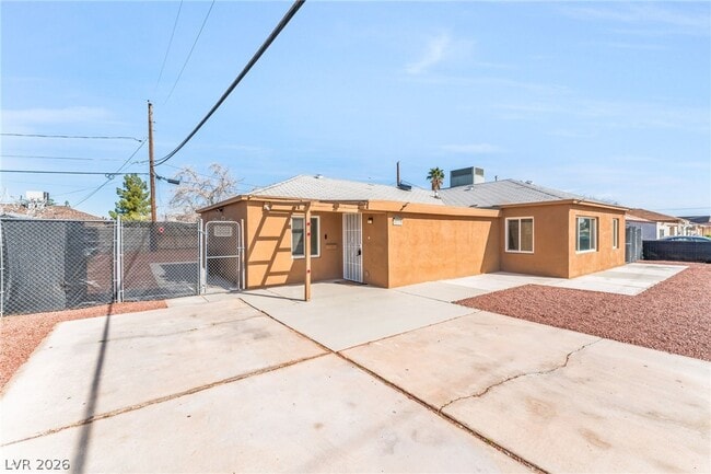 Building Photo - 4218 Fulton Pl